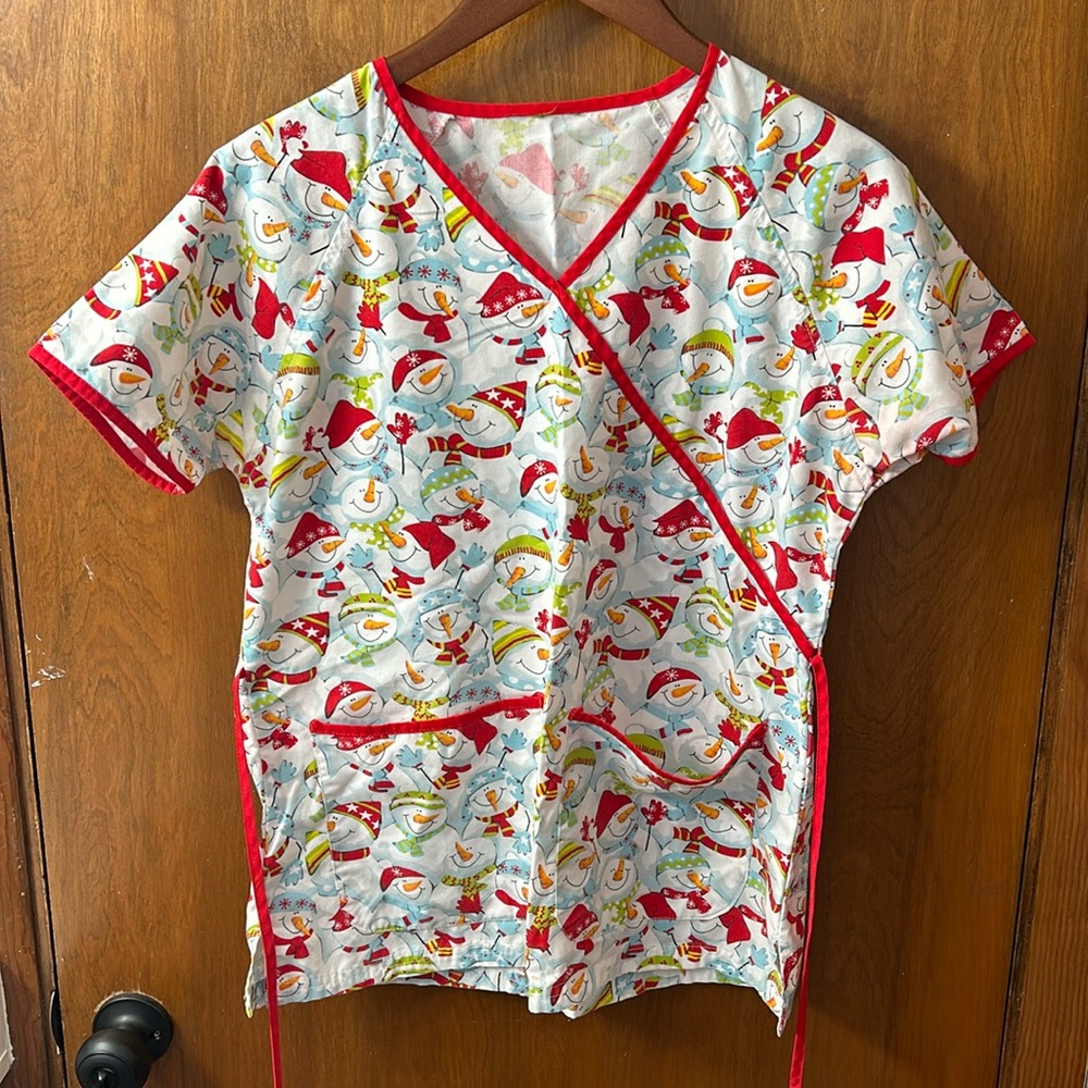 Snowman Scrub top
